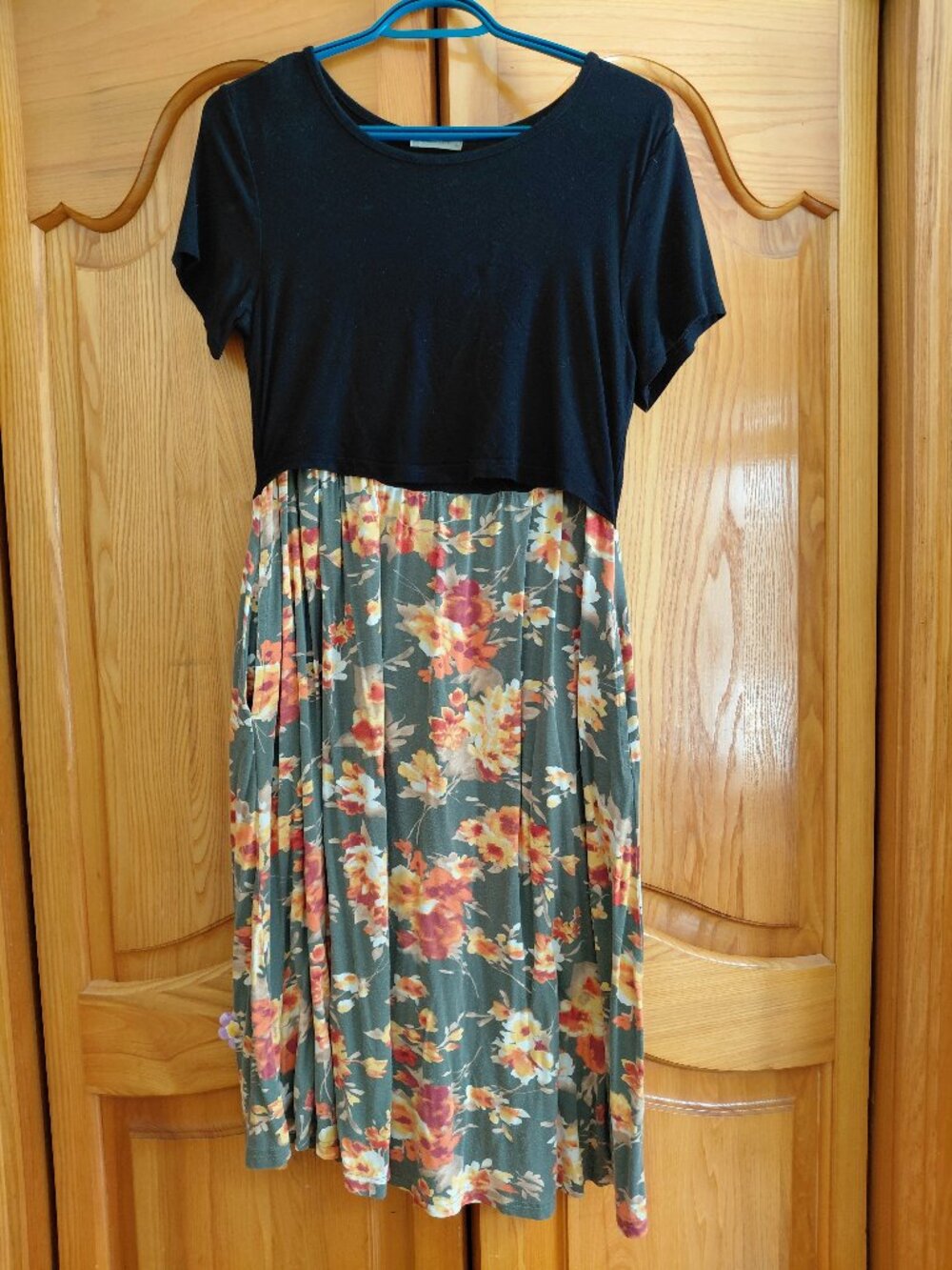 Smallshow Women's Short Sleeve Nursing Dresses for Breastfeeding